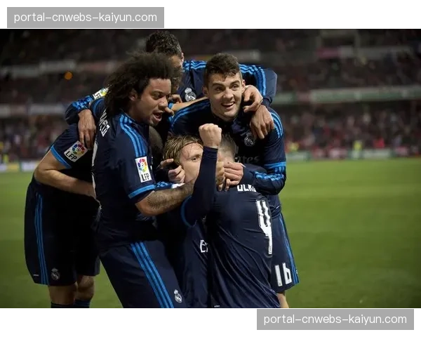 为抗议裁判判罚，格拉纳达球迷会计划在本轮比赛第12分钟集体背对球场